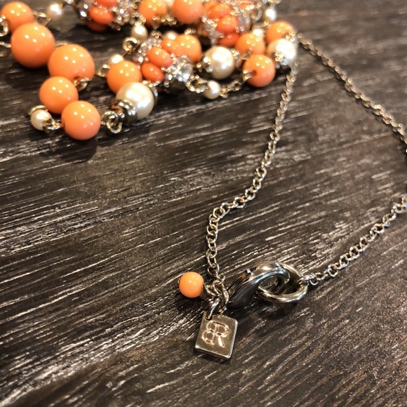 Banana Republic Necklace. - Picture 7 of 11